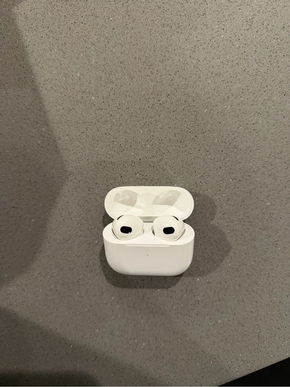 Apple AirPods 3 with Charging Case
